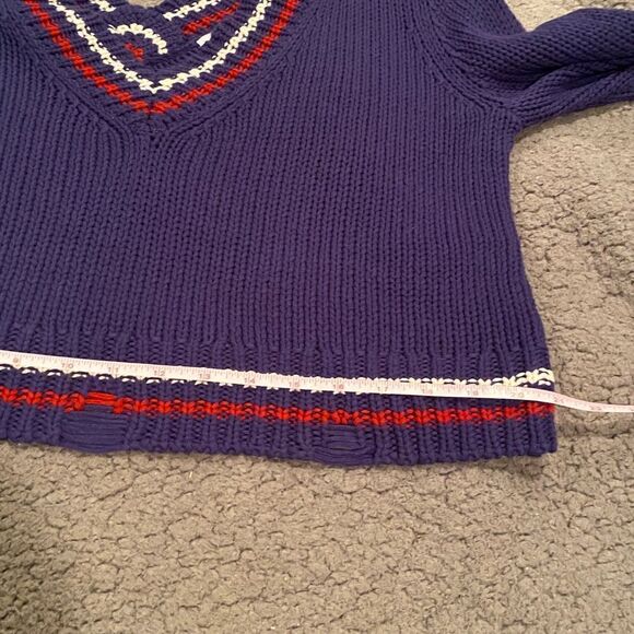 Lovers + Friends Navy Cropped Sweater Size Large V Neck - Picture 5 of 11